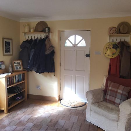 Ha'Penny Acre Bed and Breakfast Sherfield English Exteriör bild