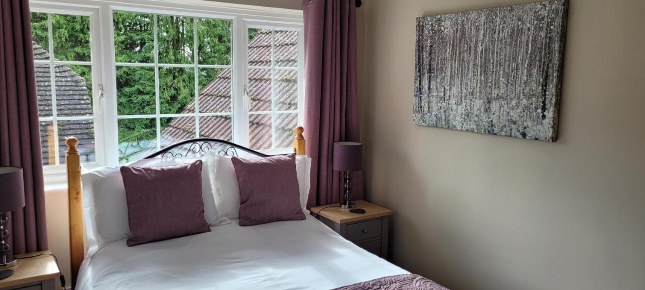 Ha'Penny Acre Bed and Breakfast Sherfield English Exteriör bild