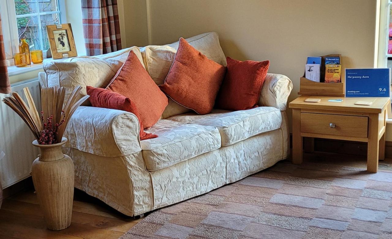 Ha'Penny Acre Bed and Breakfast Sherfield English Exteriör bild