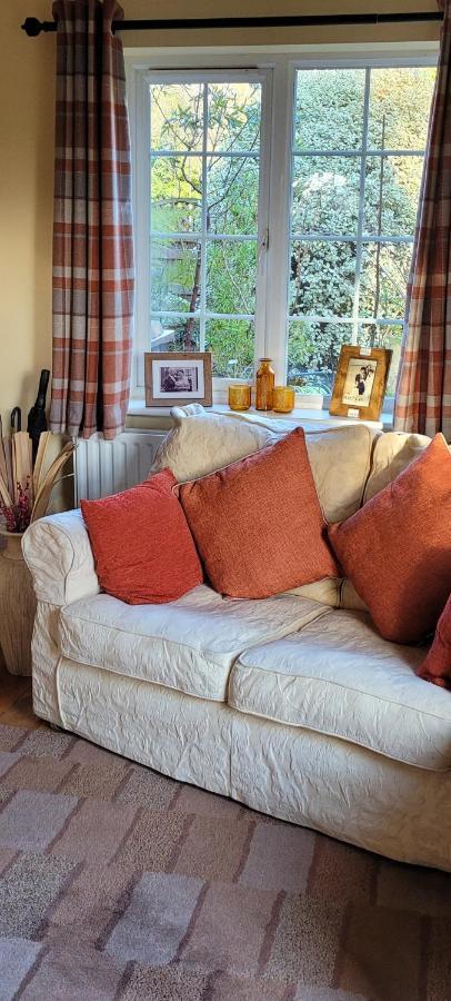 Ha'Penny Acre Bed and Breakfast Sherfield English Exteriör bild