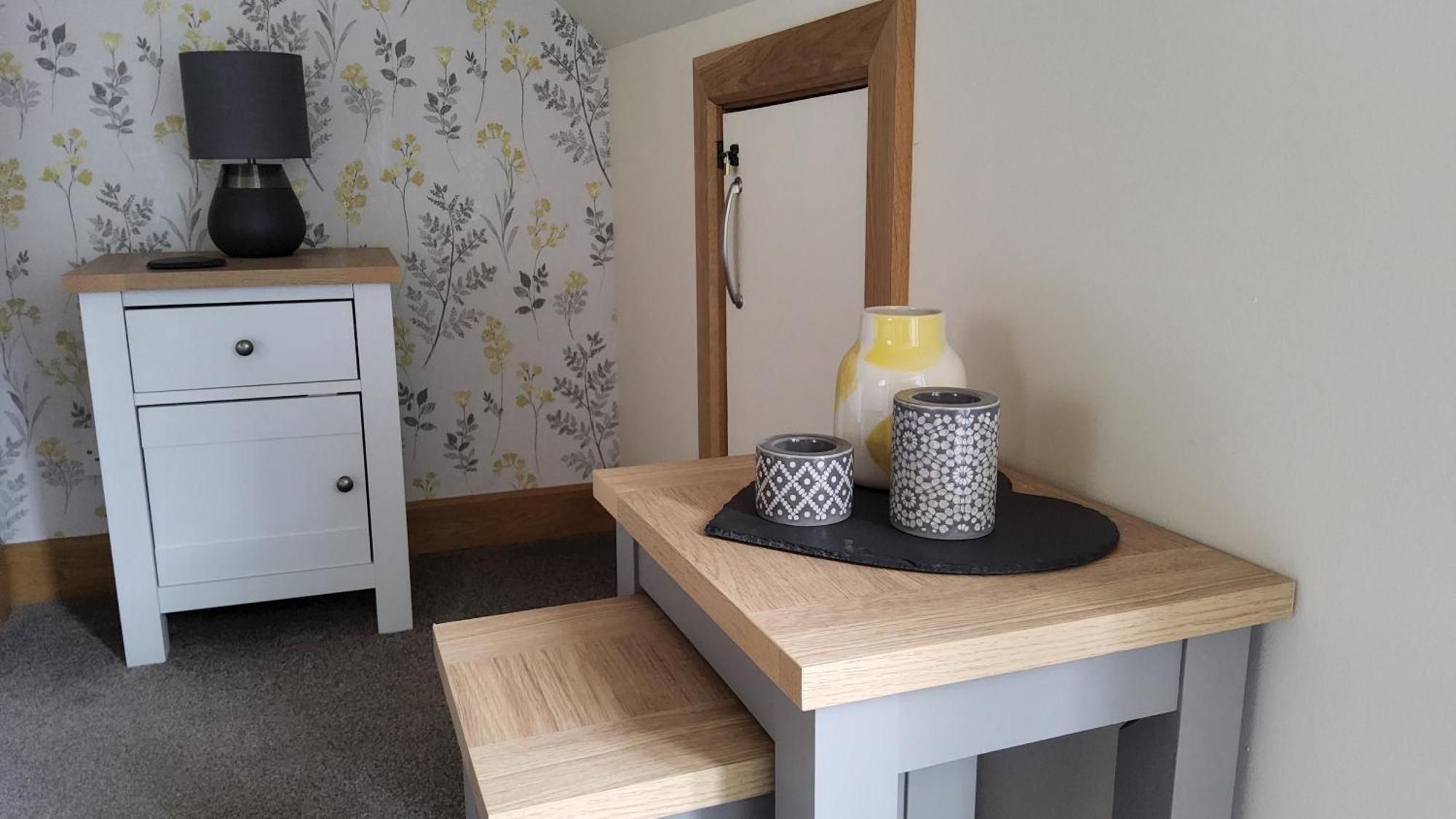 Ha'Penny Acre Bed and Breakfast Sherfield English Exteriör bild