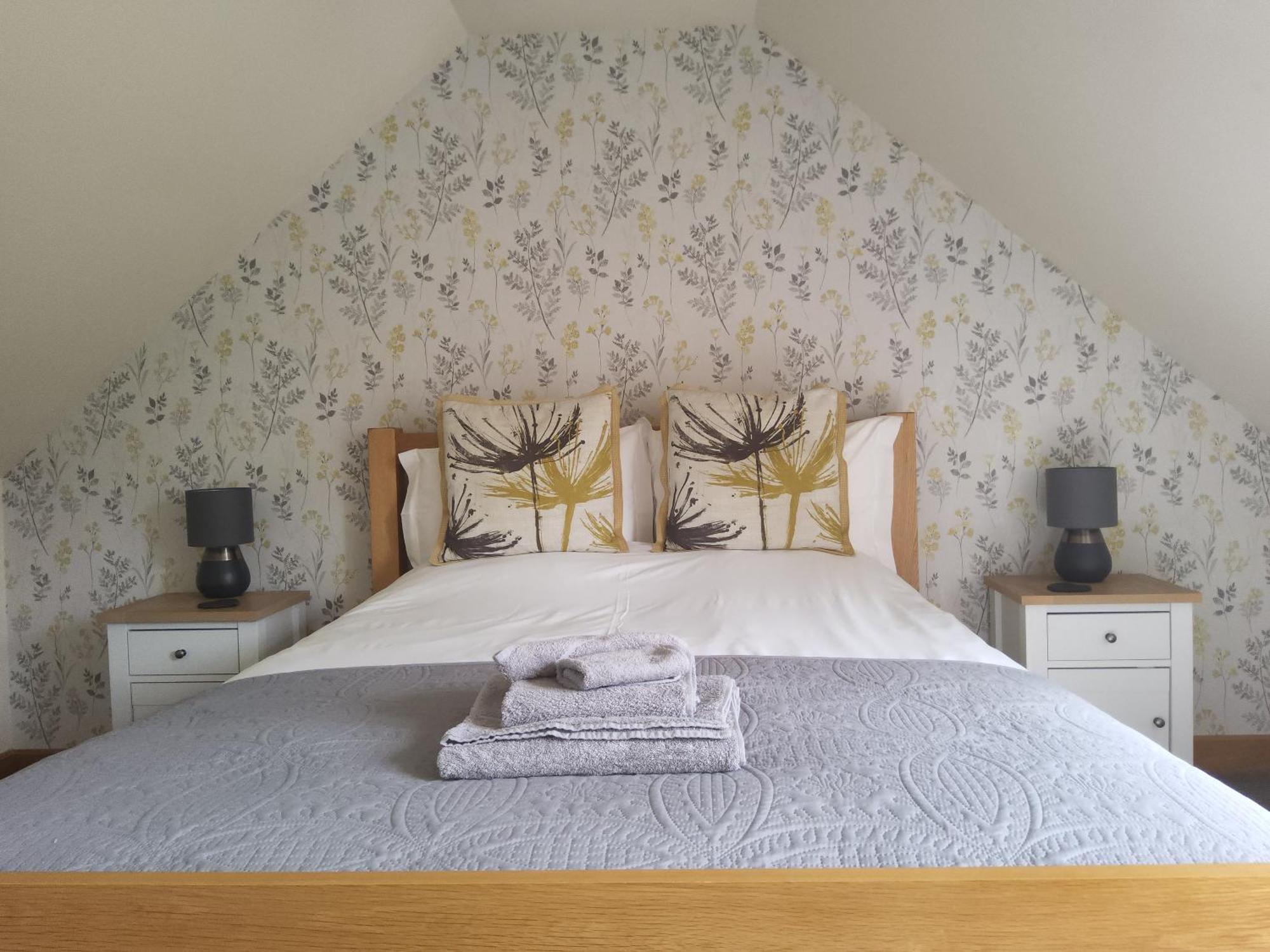 Ha'Penny Acre Bed and Breakfast Sherfield English Exteriör bild